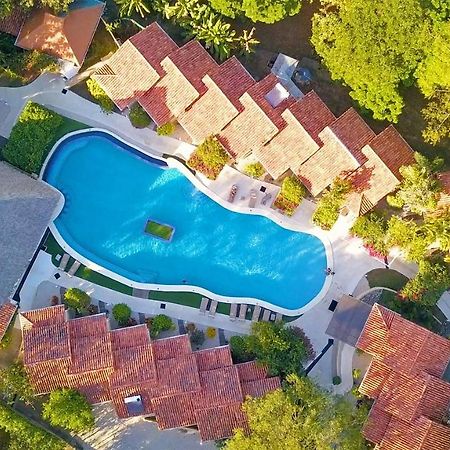 Seis Playas Hotel Tamarindo Exterior photo